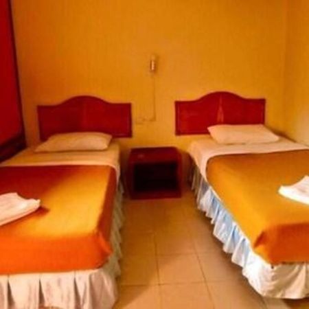 Oyo 681 Paradise Hotel Ао Нанг Экстерьер фото