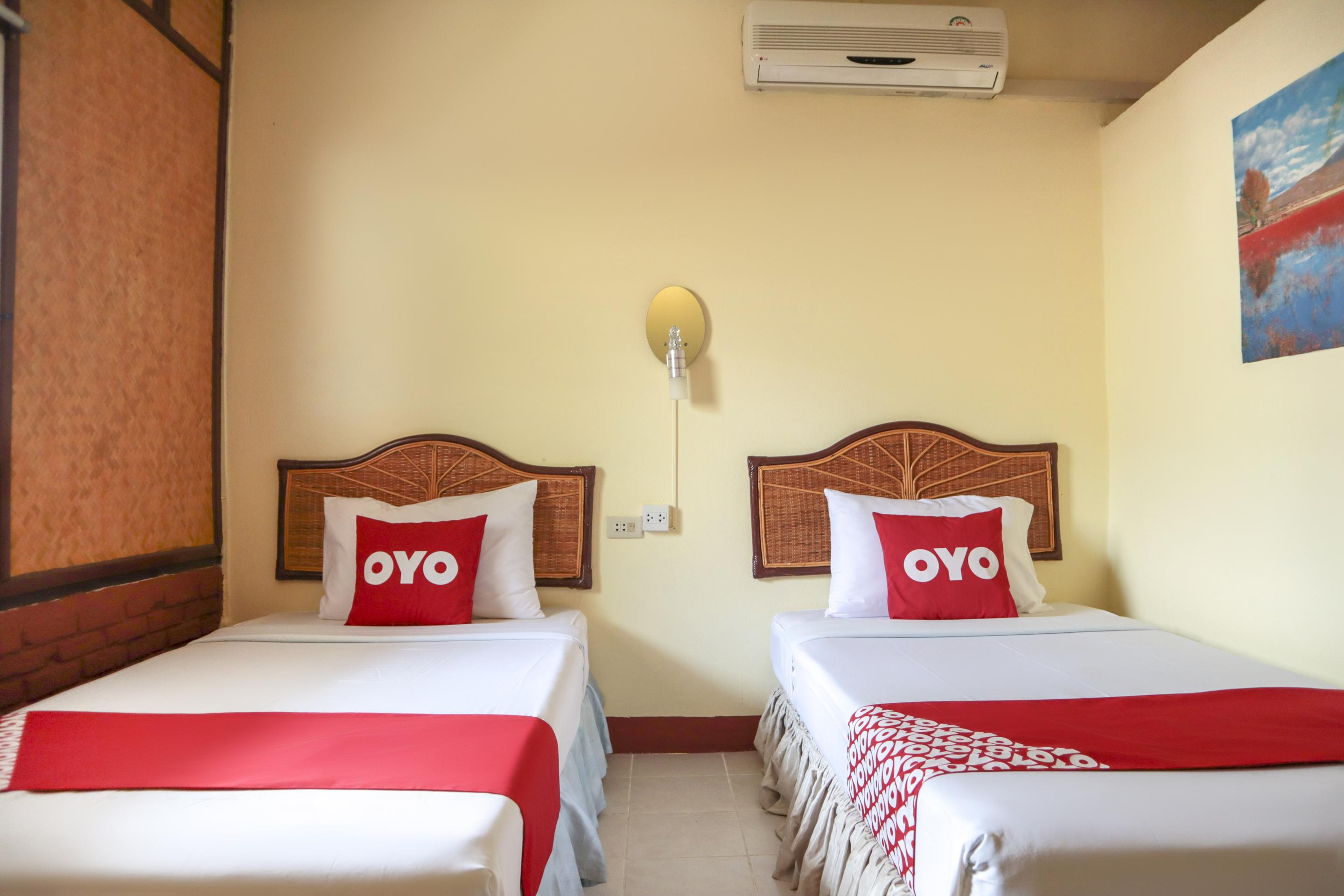 Oyo 681 Paradise Hotel Ао Нанг Экстерьер фото