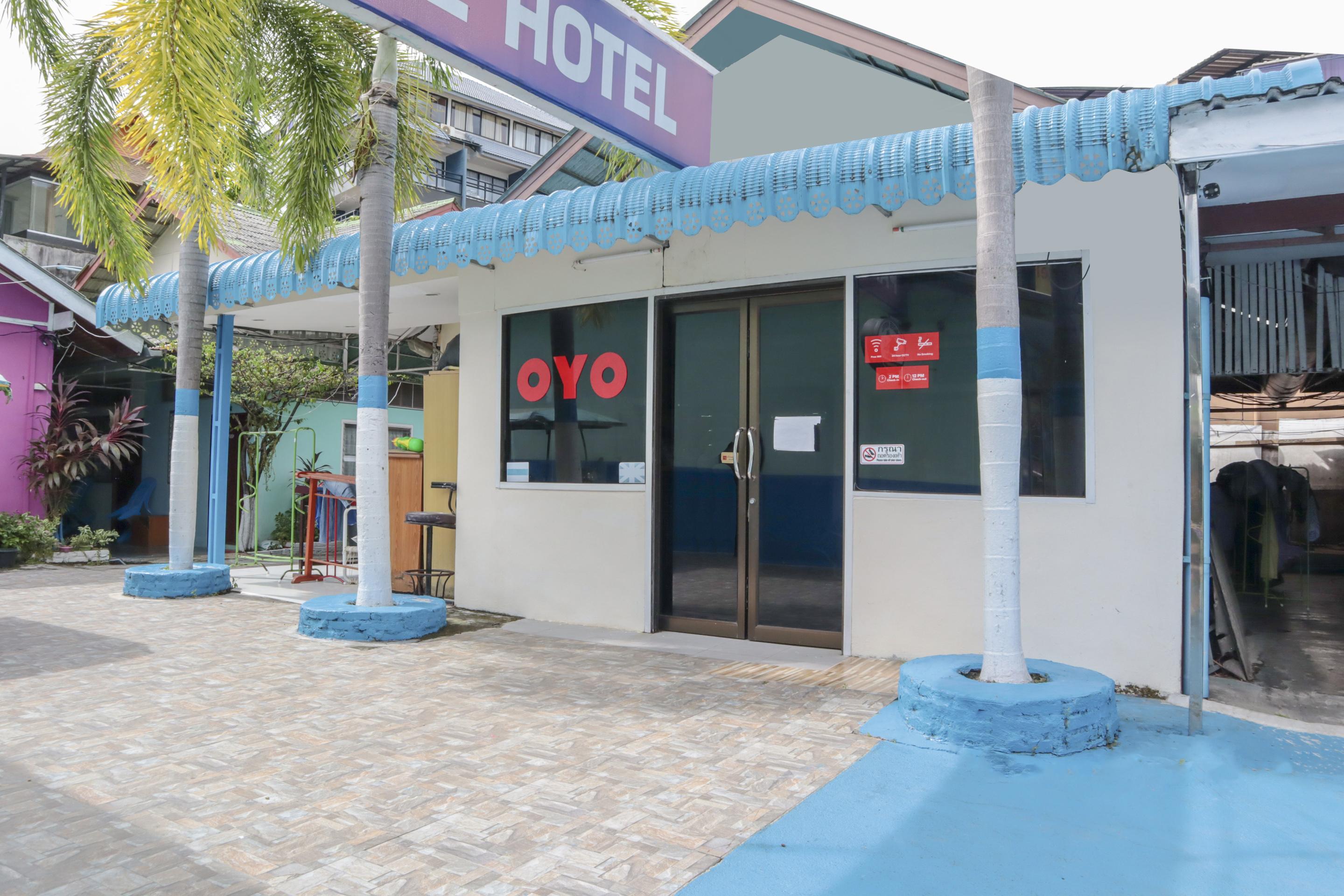 Oyo 681 Paradise Hotel Ао Нанг Экстерьер фото