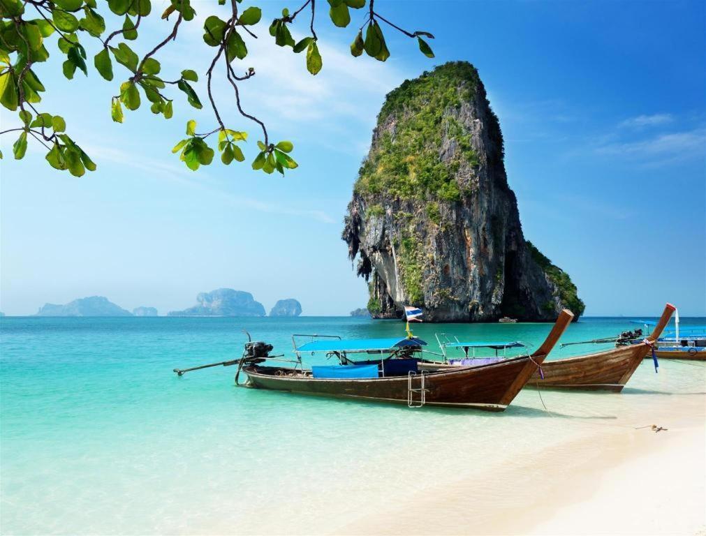 Oyo 681 Paradise Hotel Ао Нанг Экстерьер фото