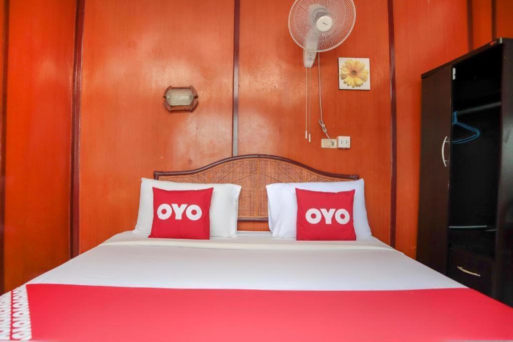 Oyo 681 Paradise Hotel Ао Нанг Экстерьер фото