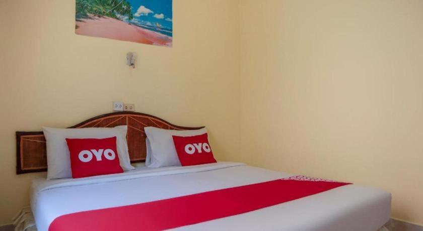 Oyo 681 Paradise Hotel Ао Нанг Экстерьер фото