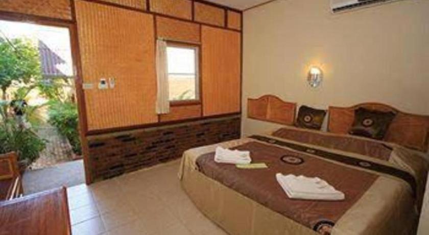 Oyo 681 Paradise Hotel Ао Нанг Экстерьер фото